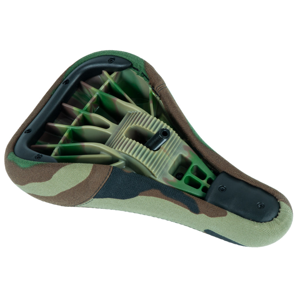 Federal Mid Pivotal Logo Seat - Camo With Camo Base And Raised Black Embroidery