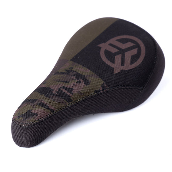 Asiento Federal Mid Stealth de 4 plazas con diseño camuflado